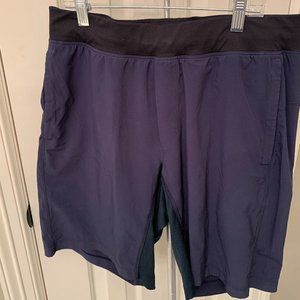 Mens Lululemon T.H.E 9" shorts Large